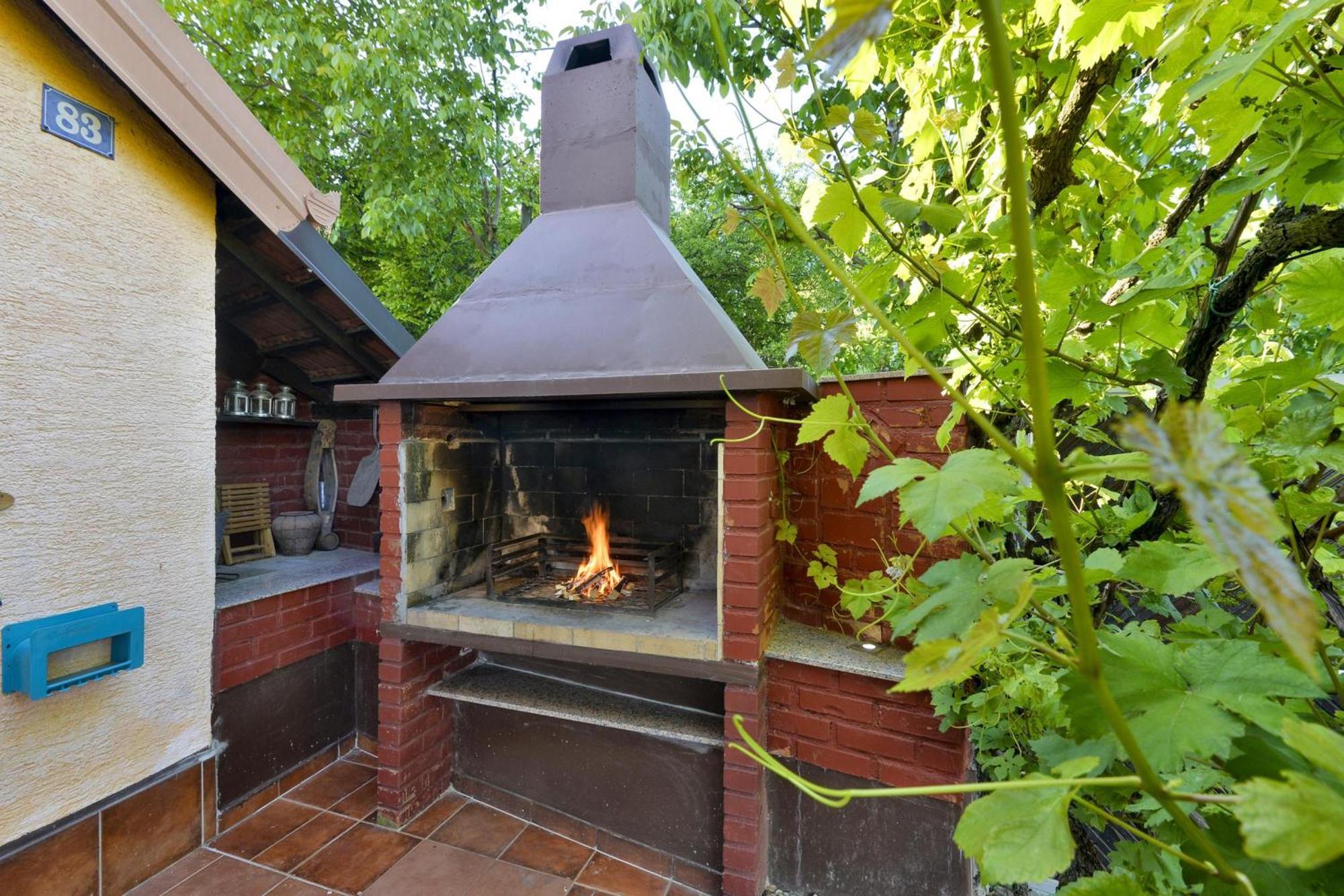 Jura'S Wellness House - Happy Rentals Biskupec Zelinski Bagian luar foto
