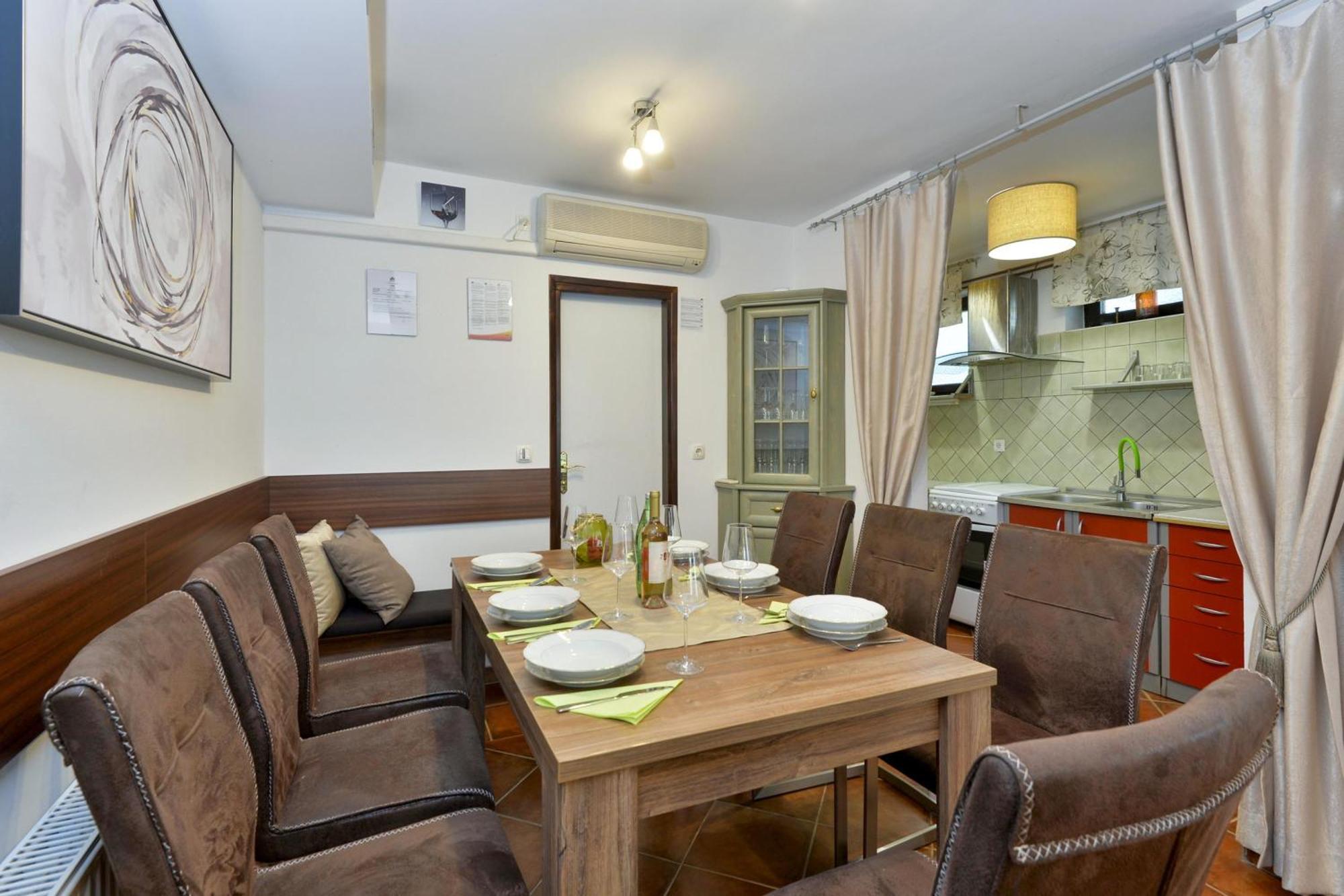 Jura'S Wellness House - Happy Rentals Biskupec Zelinski Bagian luar foto